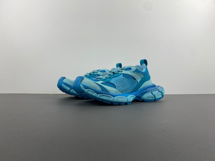 BLCG 3XL SNEAKER 759693 W3XLI 0510