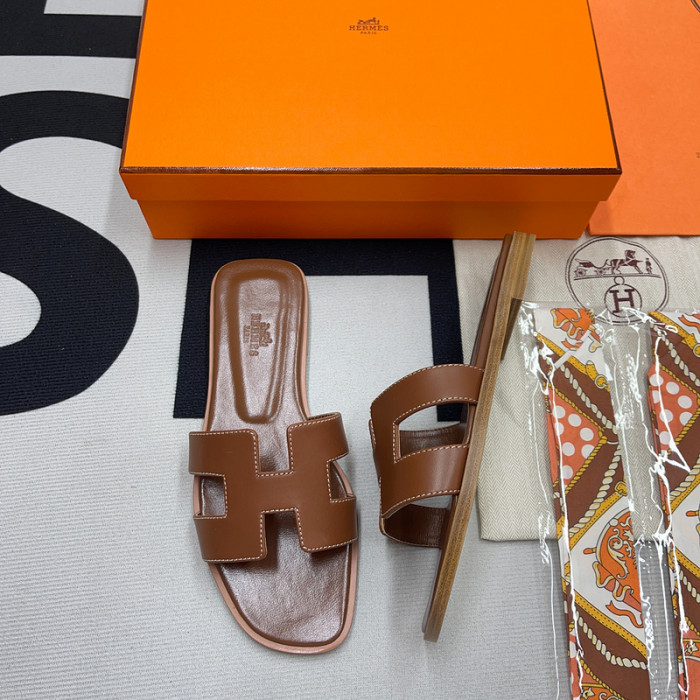 Hemr3 Slippers