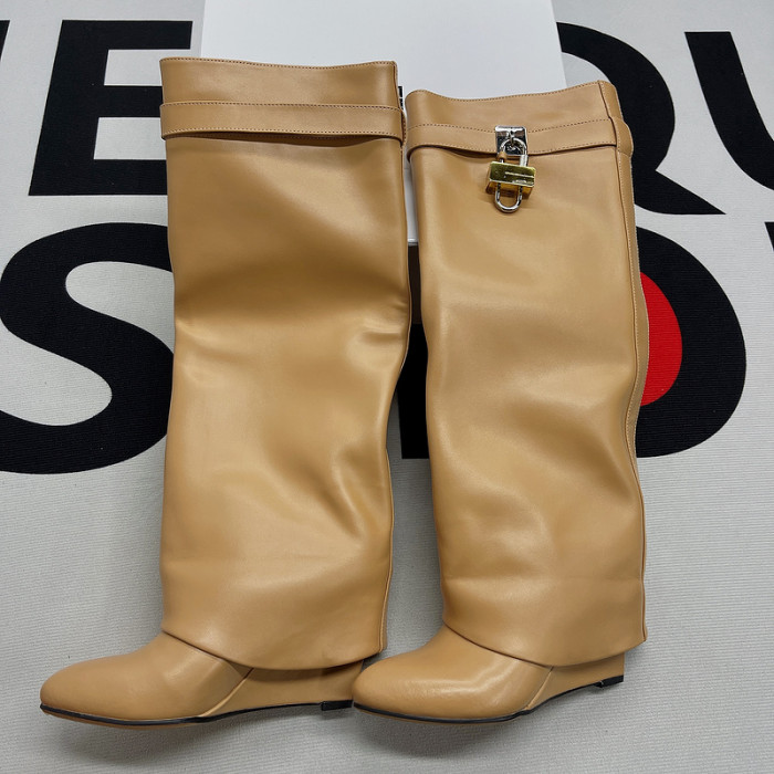G1VENCHY BOOTS